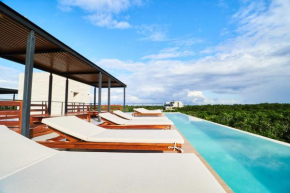 Beautiful & Modern Loft in La Veleta with Solarium, Infinity Pool, Fitness Area & Balcony